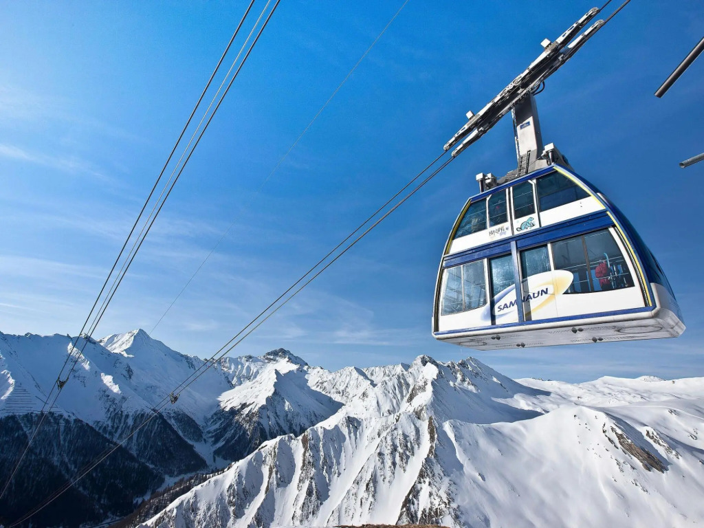 Retreat in Samnaun Alps