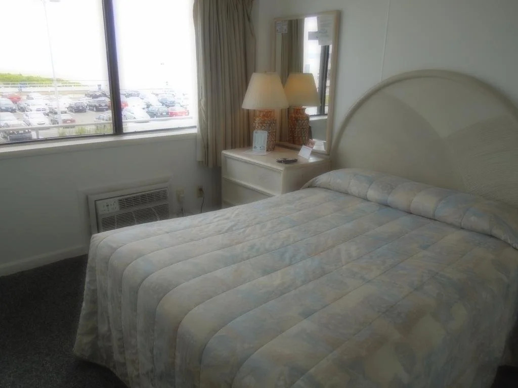 Oceanic Hotel