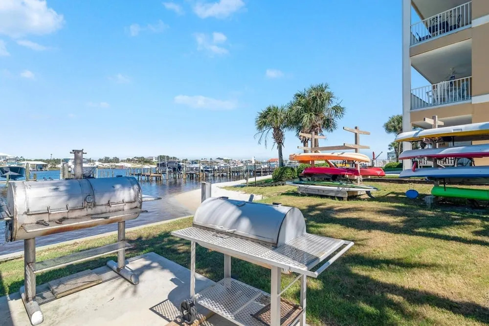 Portside 108- On Ole River Bring Boat Pool
