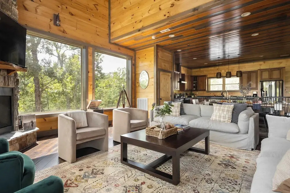 Indoor Pool, Movie Theatre, Game Room 6bdr Retreat Copperhead by Avantstay