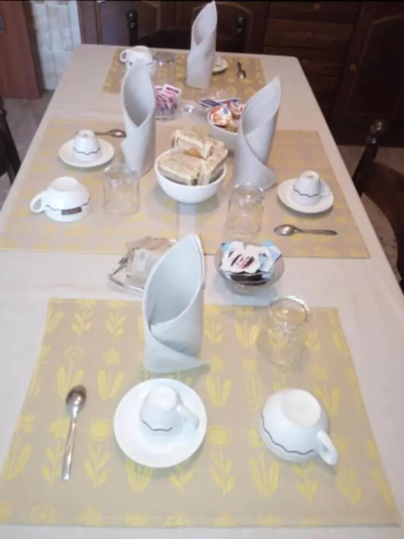 Il Tuo Letto Sullo Stretto
