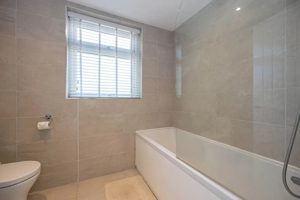 Cosy Apartment in the Heart of Sale
