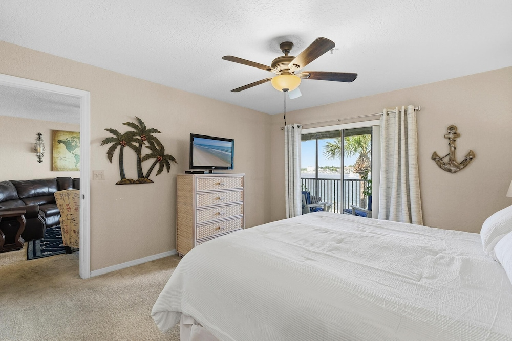 Bouchelle Island 203