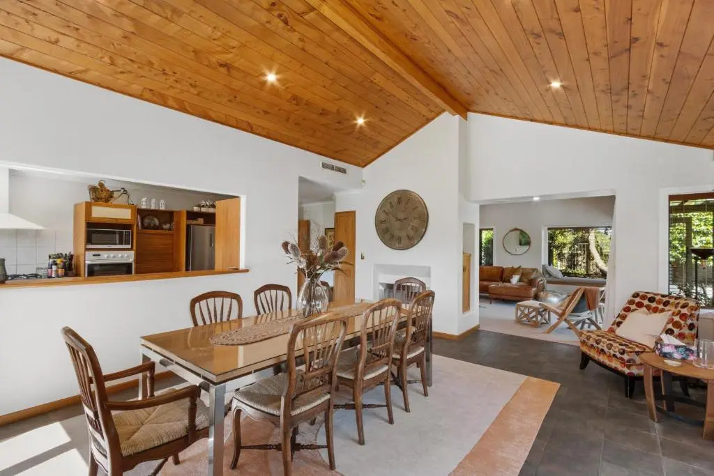 Hikanui Haven - Havelock North Holiday Home
