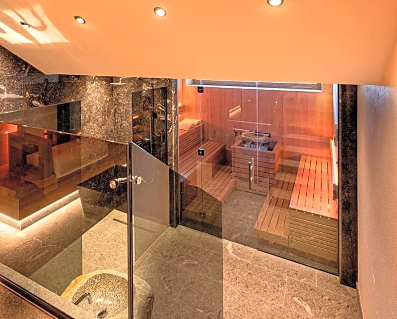 Skilodge Oberlech