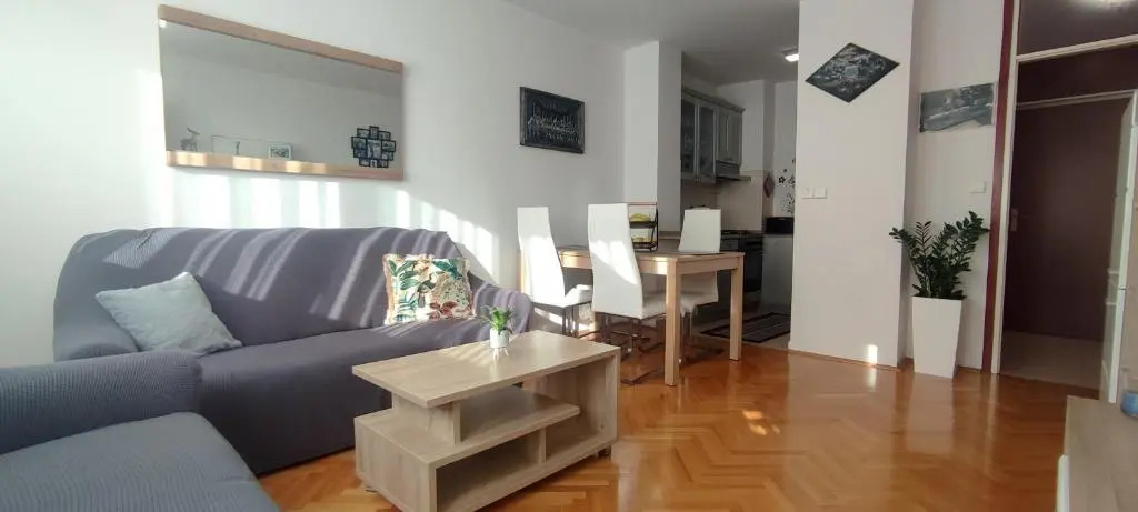 Nikolic Apartment