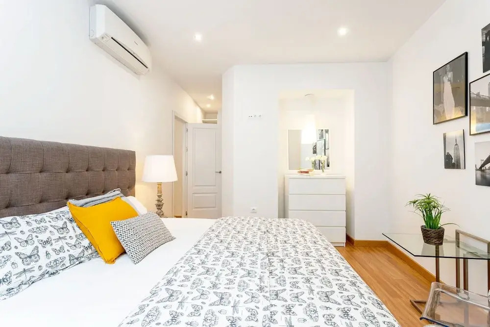 Modern Apartment in Prime Location. Marín García III