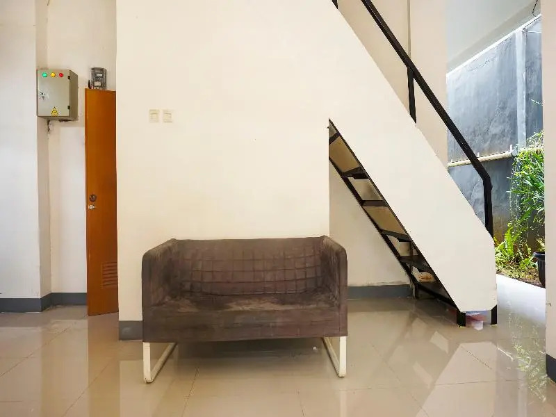 91412 Ameera Inn Syariah