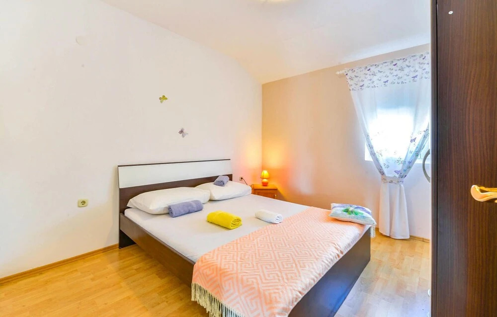 Nice Apartment in Zadar With 3 Bedrooms, Wifi and Outdoor Swimming Pool