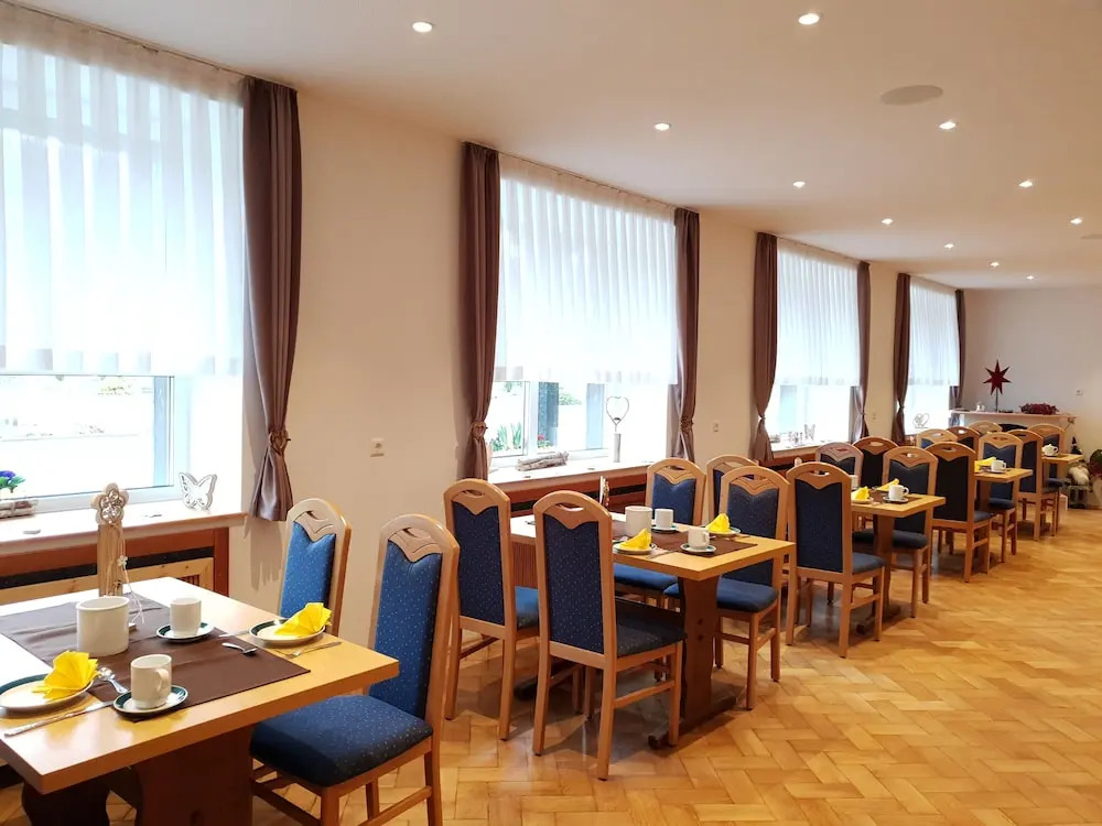 Hotel Adler - Post