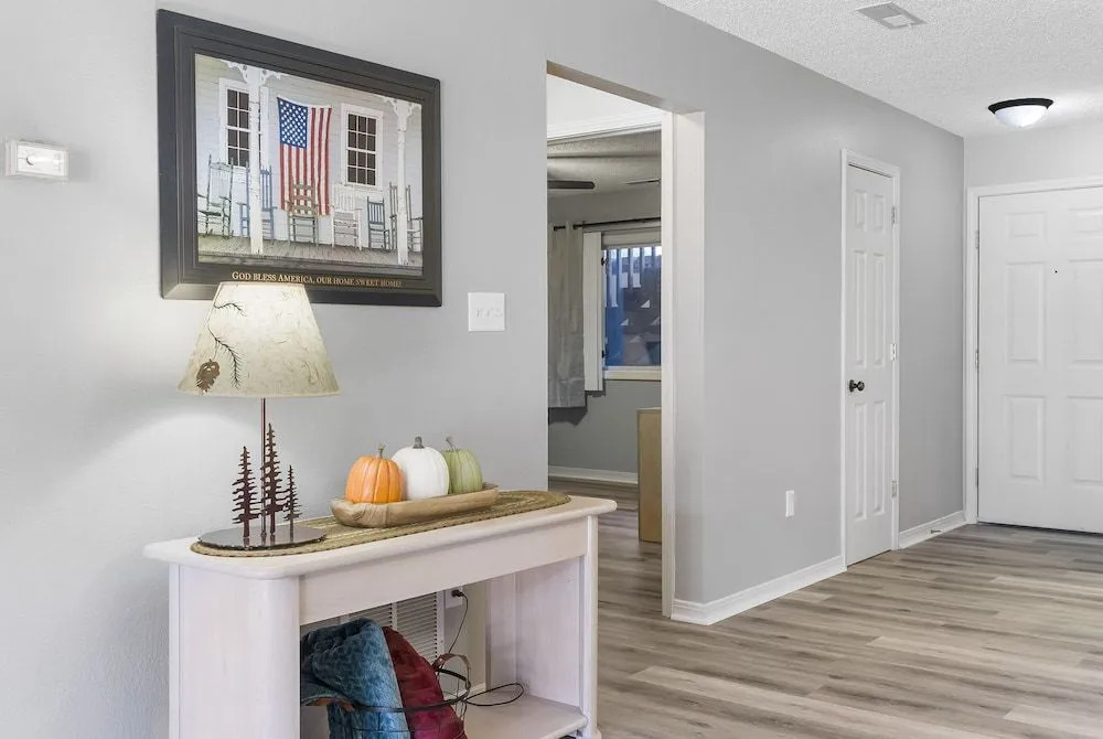 Ozark Escape at the Pointe