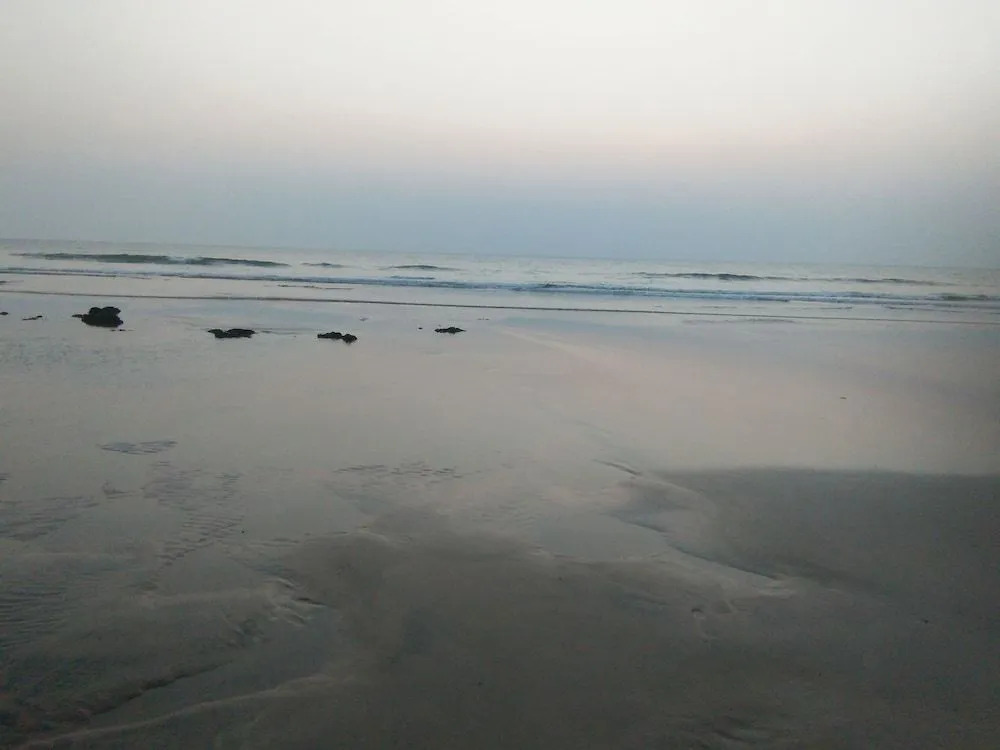 Darya sarang resort & Beer shopee