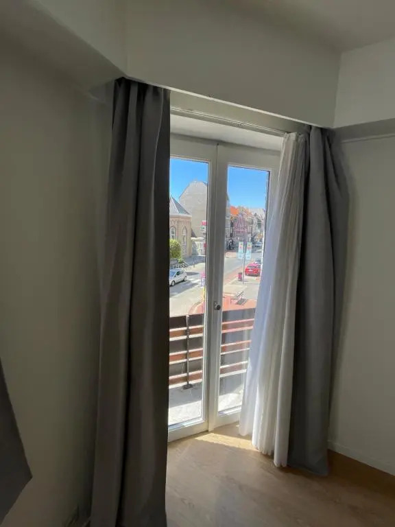 BoFeeLie gezellig 2 slaapkamer app aan zee in het bruisende Middelkerke!