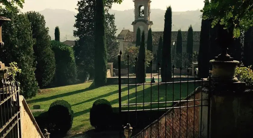Castello di Coazzolo