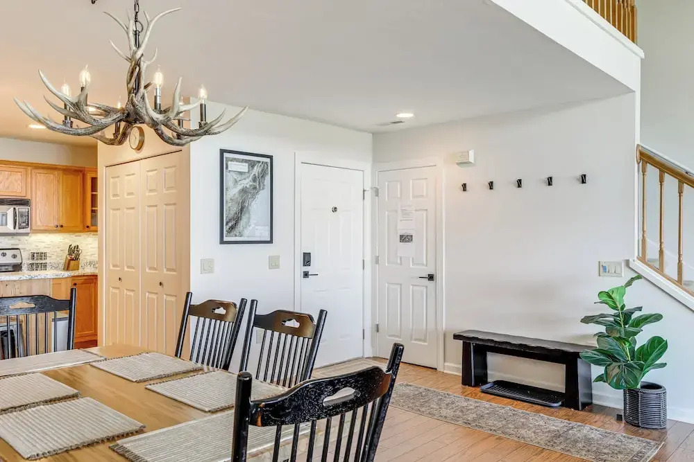 Family Fun in Sugar Mtn! Mountaintop Gem w/ Views