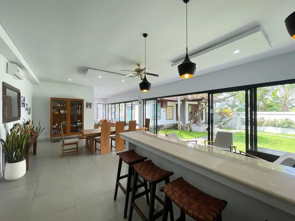 Ananda Villa close to Yeh Gangga Beach