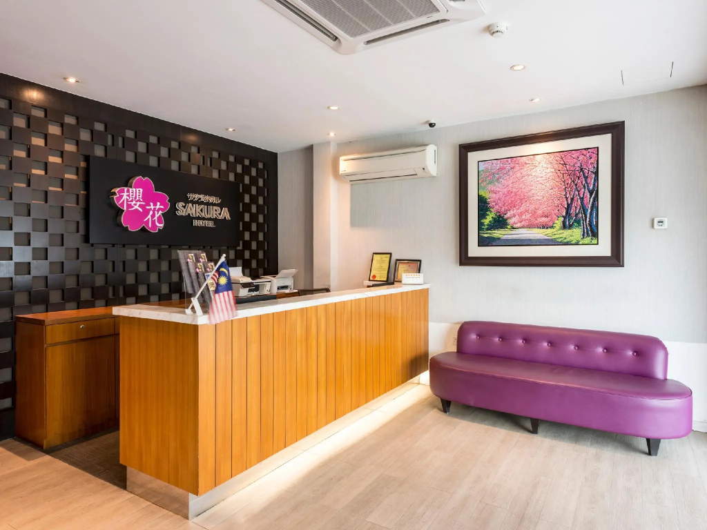 ZEN Rooms Sakura Boutique Hotel