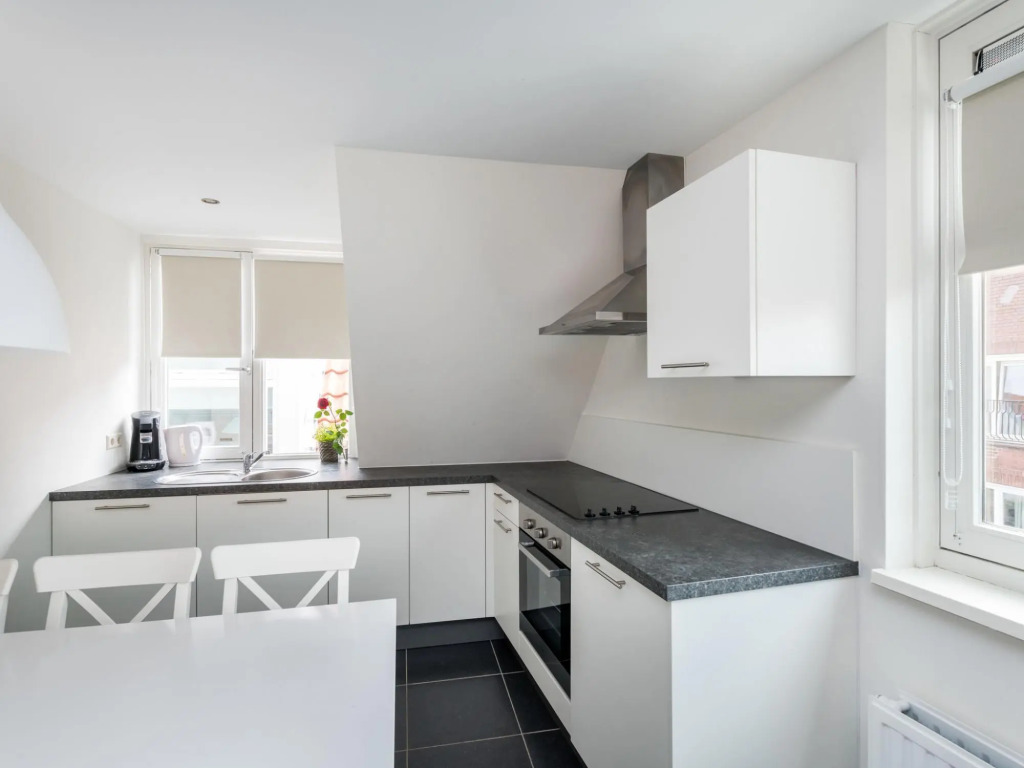 Lovely Holiday Home in Ouddorp Near Lake