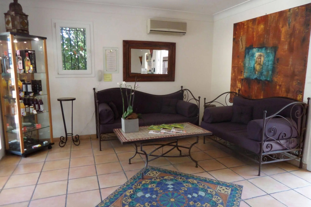Logis Hôtel Les II Mas - Perpignan Sud