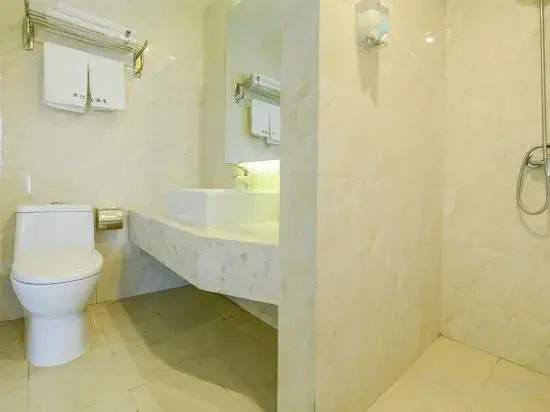 Liangjiang Yuepin Hotel (Chongqing Longhu Yuanzhu Branch)