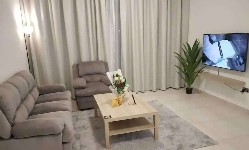 OYO HOME 1383 Luxury 1 BHK With Balcony