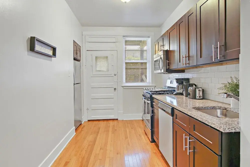 Charming 3BR Rogers Park Home in Newgard