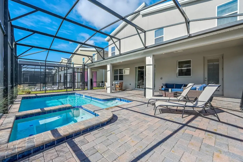 Disney Bliss Themed Rooms Game Room Private Pool