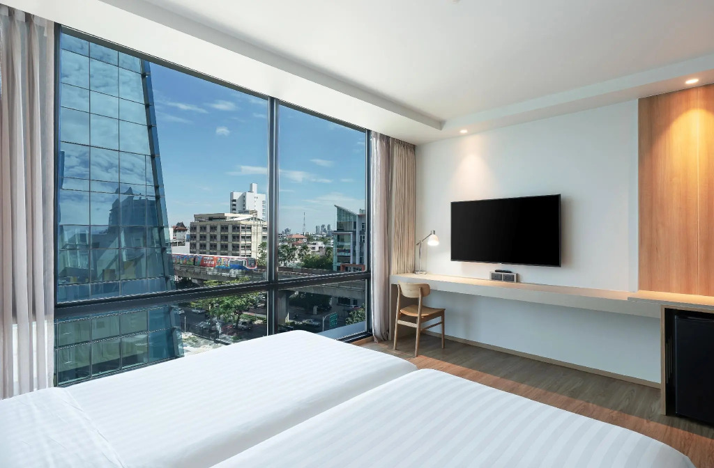 VIC 3 Bangkok Hotel