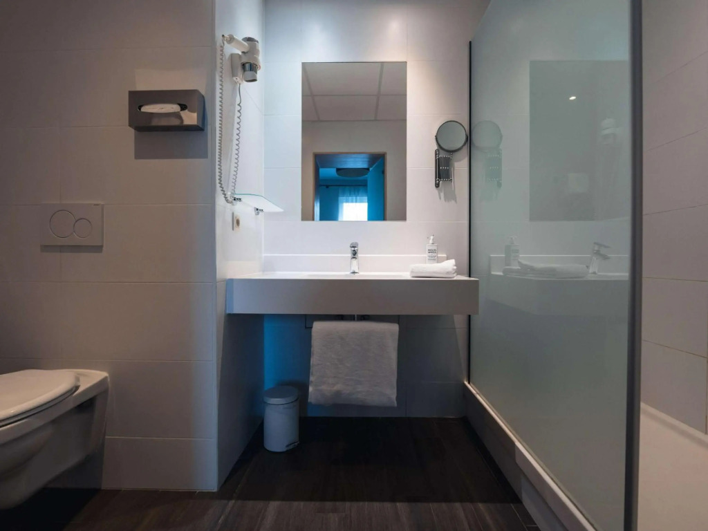 Ibis Styles Charleroi Airport Aero 44