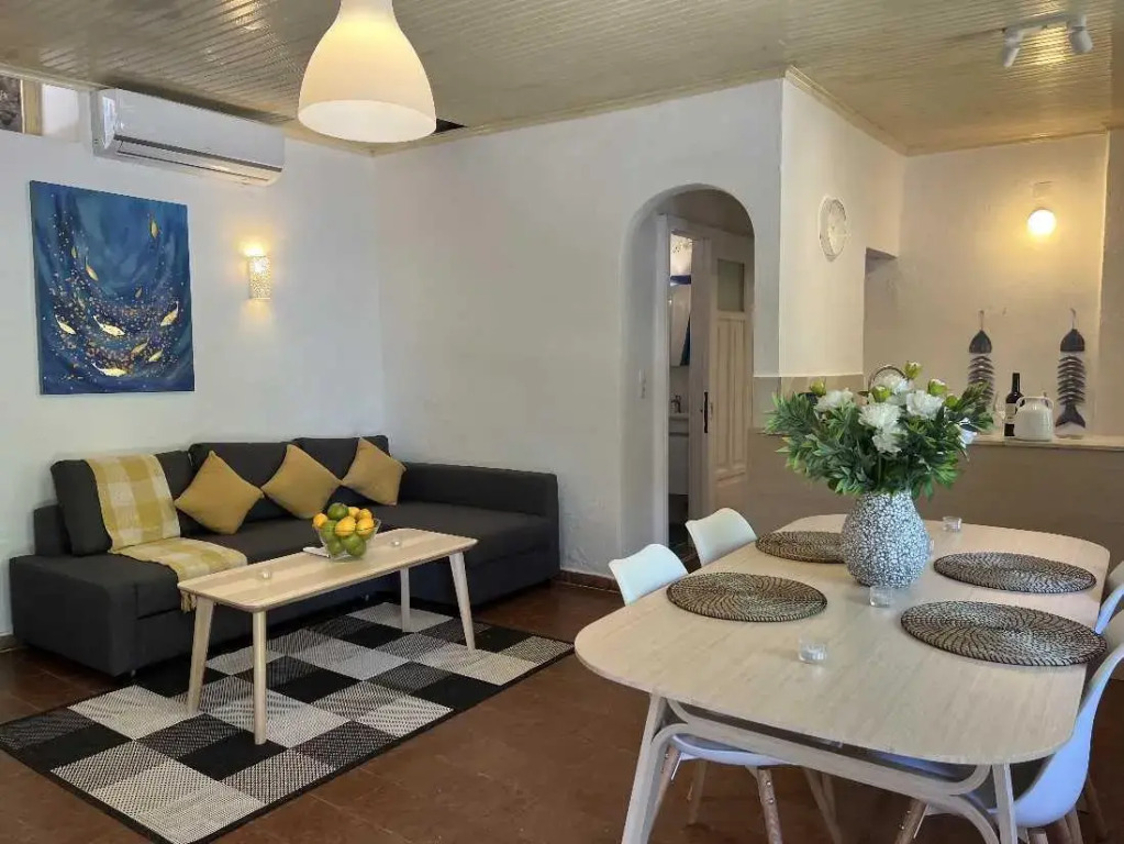 Levrecchio Beach Cottage