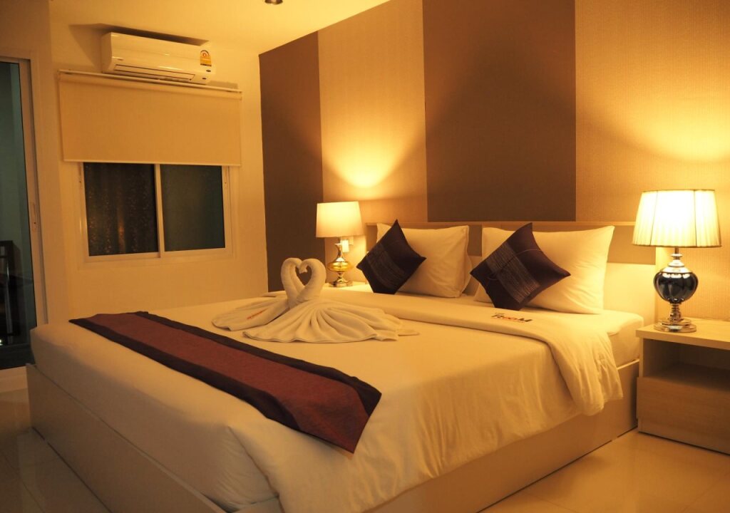The Room Hotel