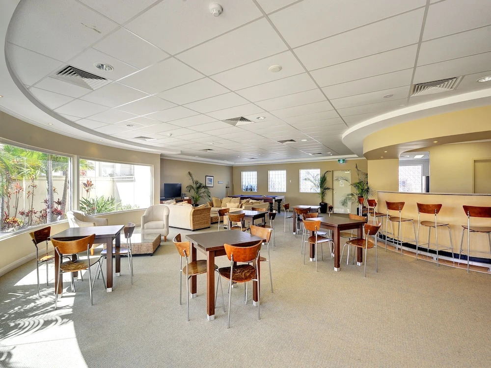 Shoal Bay Penthouse with Ocean Views and Resort Facilities