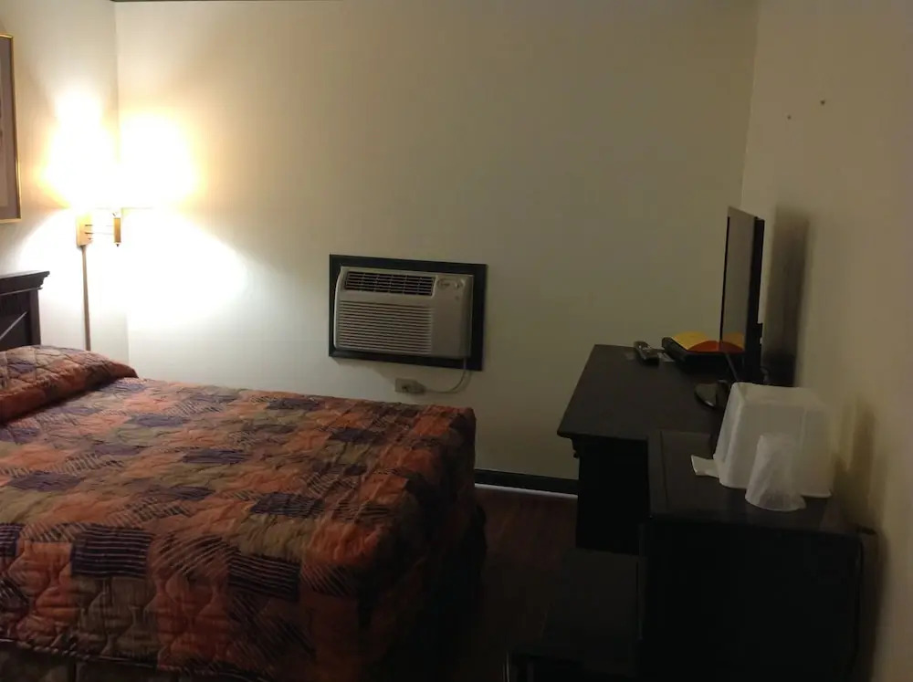 Budget Inn