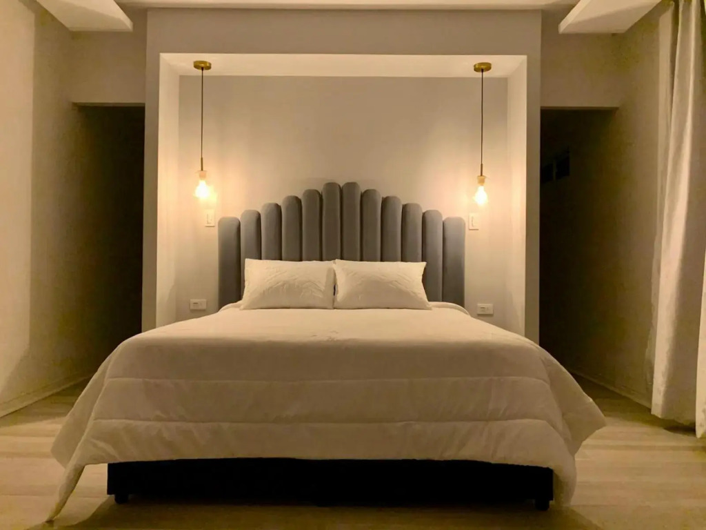 Penthouse - Vista Hermosa Apartments