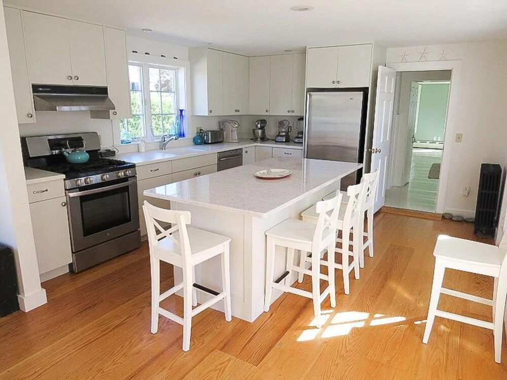 54 Cross Street - Three Bedroom House