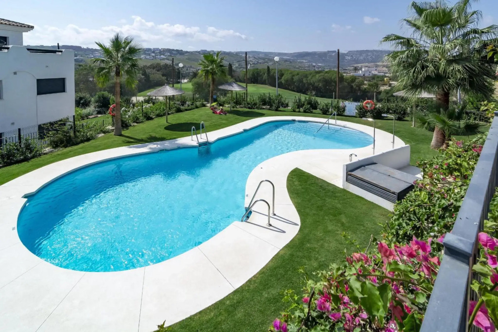 Dja- Modern 2 Bedroom Apartment Close to Beach
