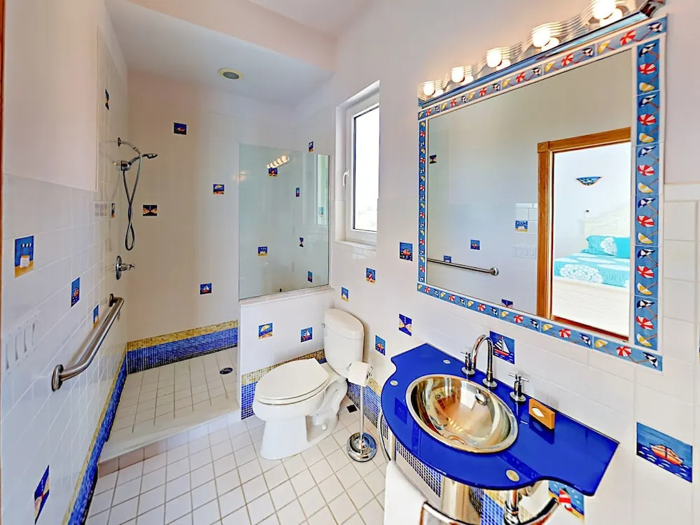 4br Oceanfront W/ Private Pool & 3 Balconies 4 Bedroom Home