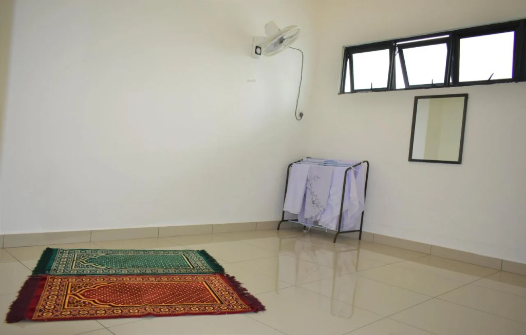 DWharf Hotel & Serviced Residence