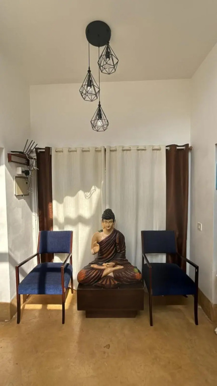 Villa M,Solitude-2, Luxury 3bhk, nrbeach, Pool, wifi, Candolim-Goa by Moh Hospitality