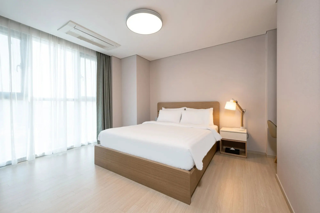 Golden Tulip Incheon Airport Hotel