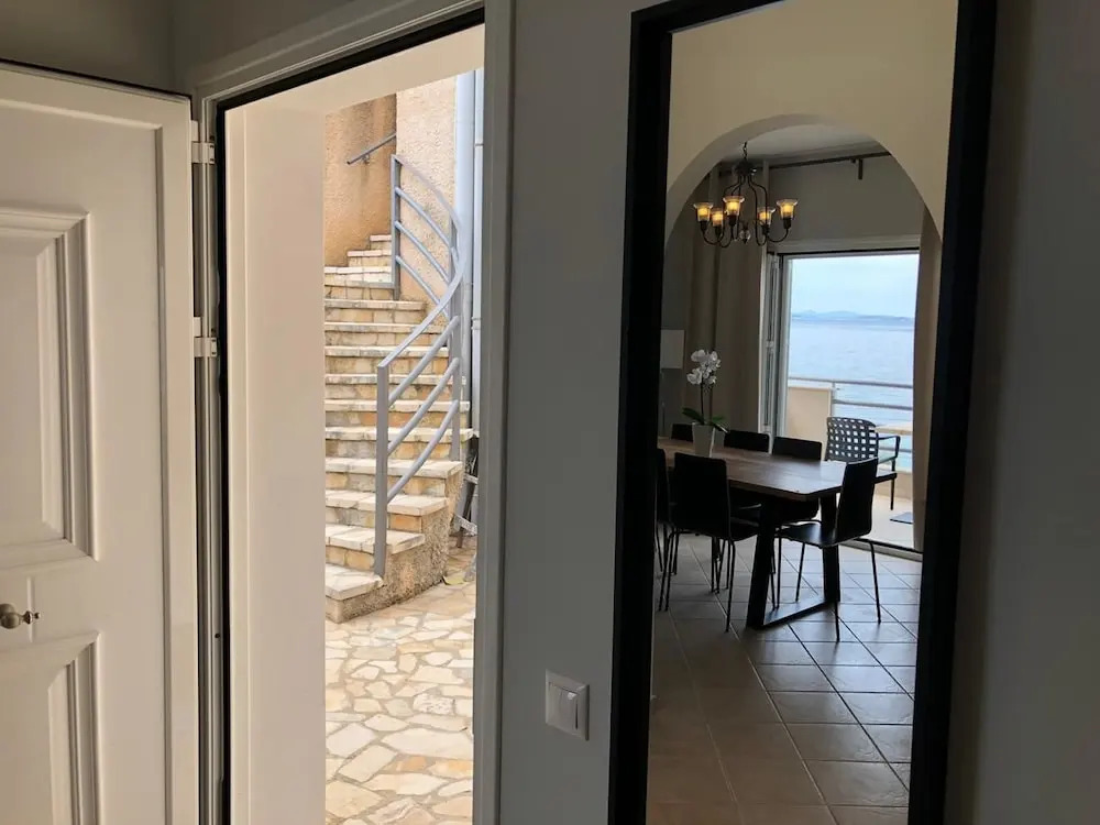 Glyfa Beach Villas