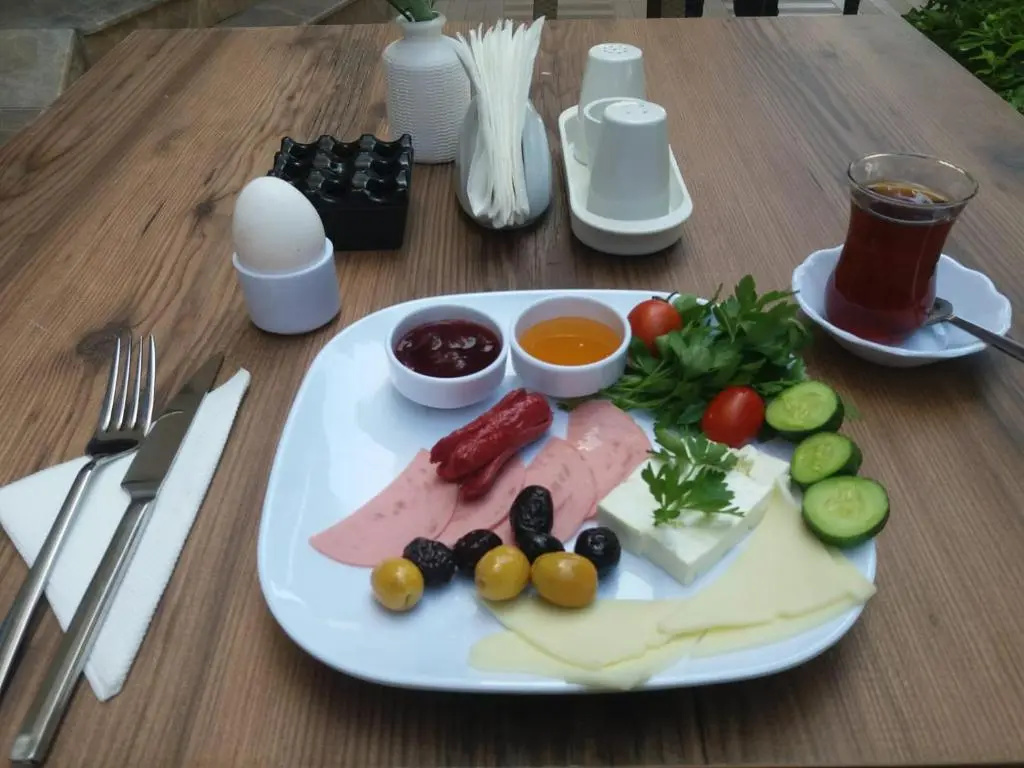 Toprak Otel