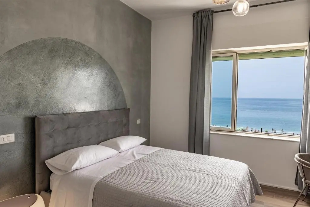 Cas’ A Mare - Beachfront Luxury Suites