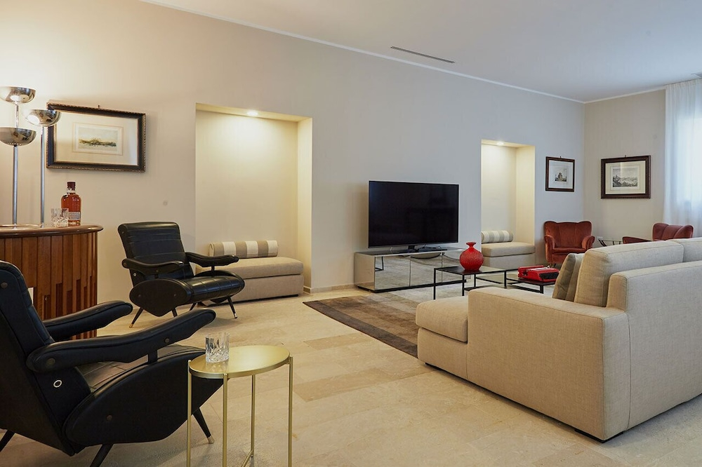 Suite Aurispa 143 con Terrazza Noto