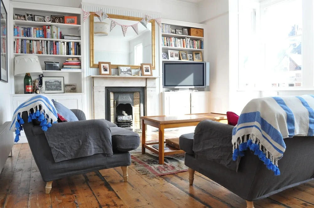 3 Bedroom Apartment in Clapham North