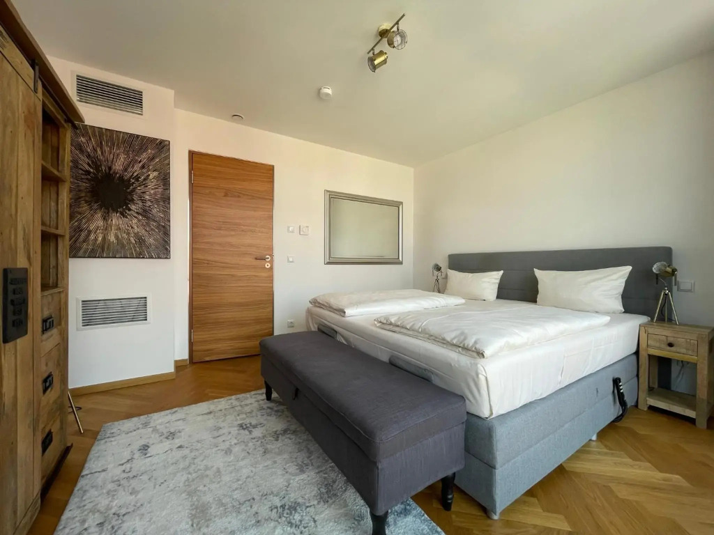 Modernes Apartment An der Frauenkirche II