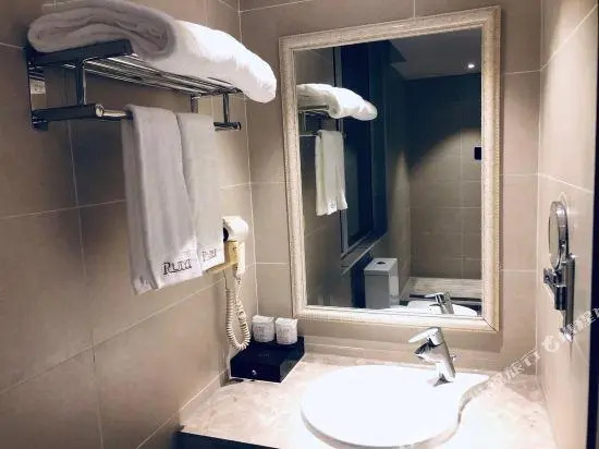Ruiyi Hotel