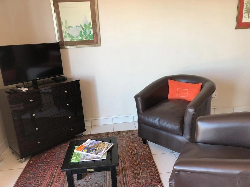 Plattekloof Residence | Island Letting