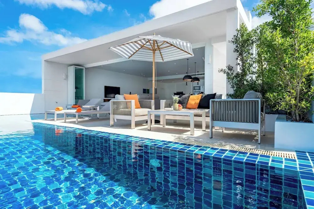 Luxury Sea View Pool Villa L at UniQue Residences