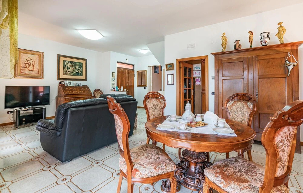 Lovely Home In Martinsicuro With Wifi